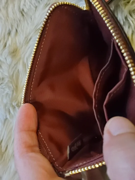 Coach Zip Around "Star" Wristlet EUC - Picture 7 of 12